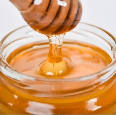 High Quality Amber Polyflora Honey High Nutritional Value Bee Product Fresh Organic Polyflora Honey Packaged in Barrel