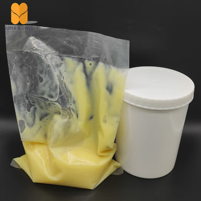1.2%-2.0% 10-HDA Fresh Royal Jelly High Quality Bee Product Natural Organic Milk White Royal Jelly in Bottle Packaging